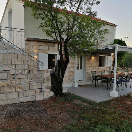 Olive Grove House Lumbarda Villa Exteriör bild